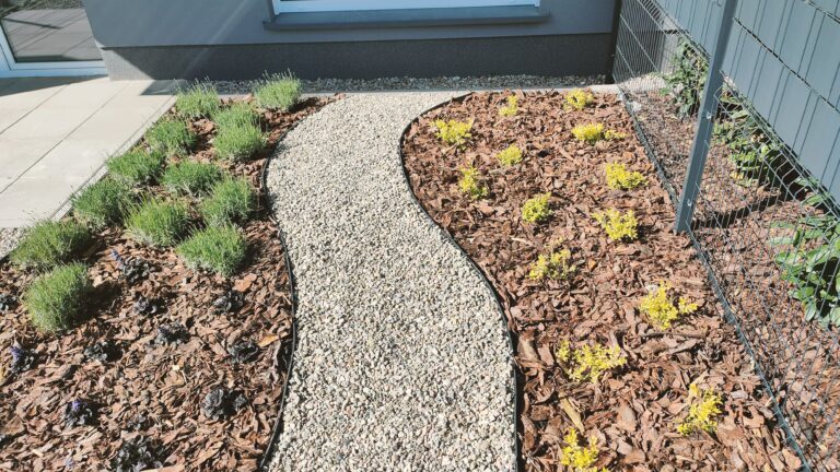 Ogródek na dachu hali garażowej